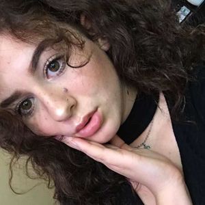 Meet your Posher, Veronika